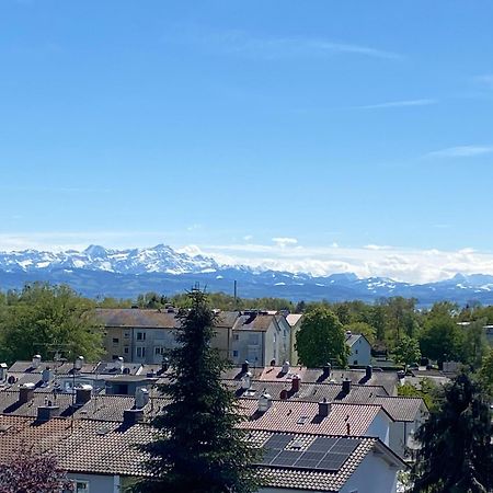 Penthouse Apartment Mit Alpenblick Friedrichshafen Kültér fotó