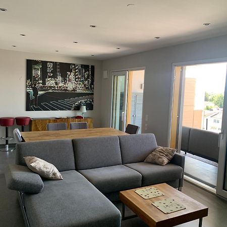 Penthouse Apartment Mit Alpenblick Friedrichshafen Kültér fotó