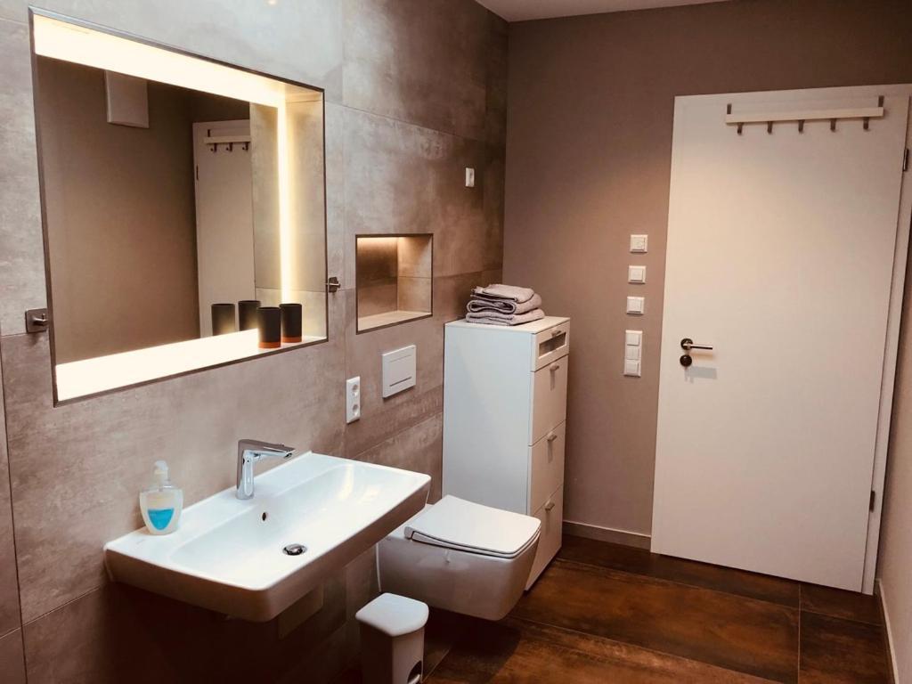 Penthouse Apartment Mit Alpenblick Friedrichshafen Kültér fotó