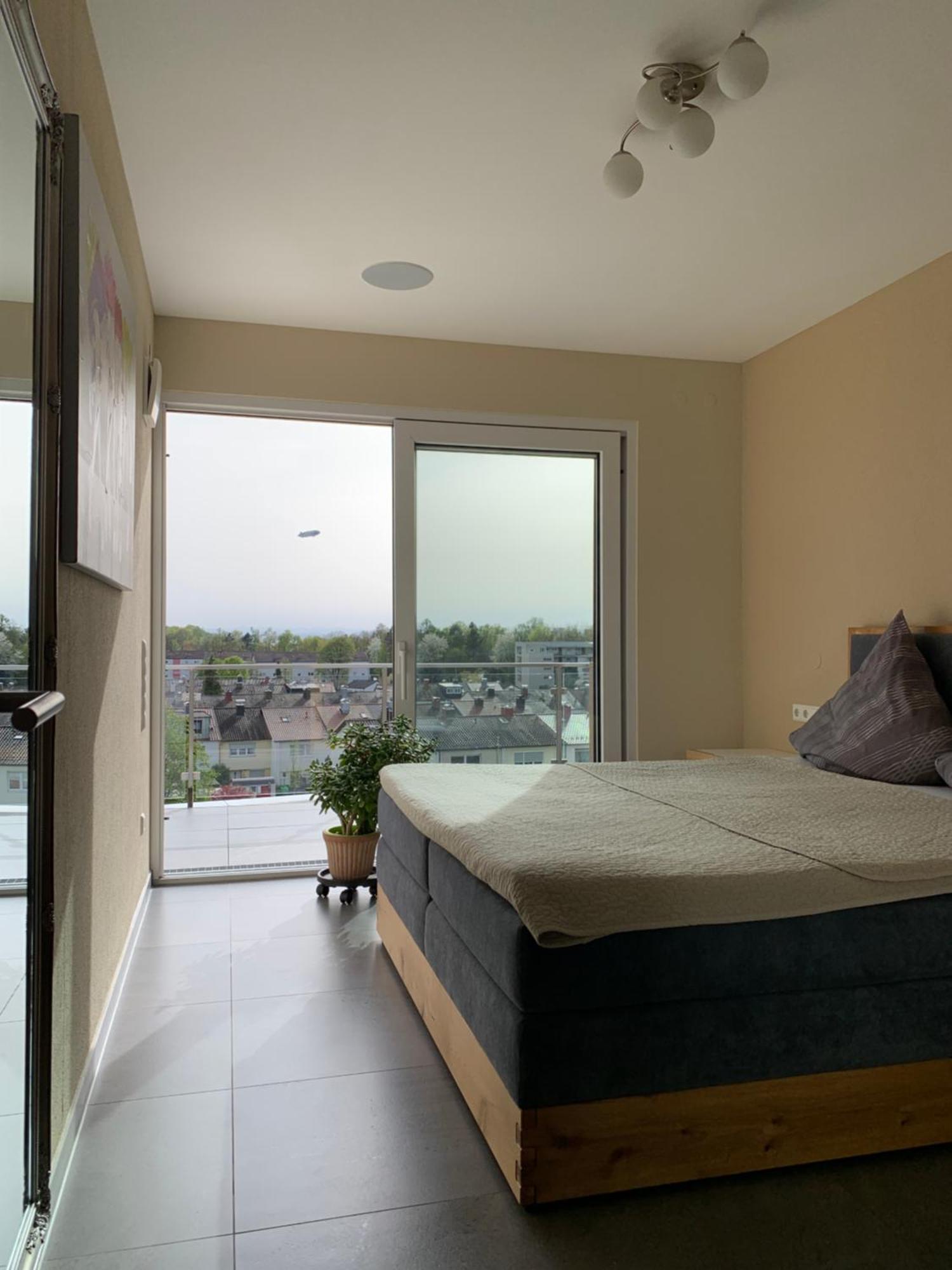 Penthouse Apartment Mit Alpenblick Friedrichshafen Kültér fotó