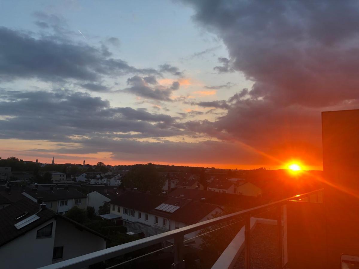 Penthouse Apartment Mit Alpenblick Friedrichshafen Kültér fotó