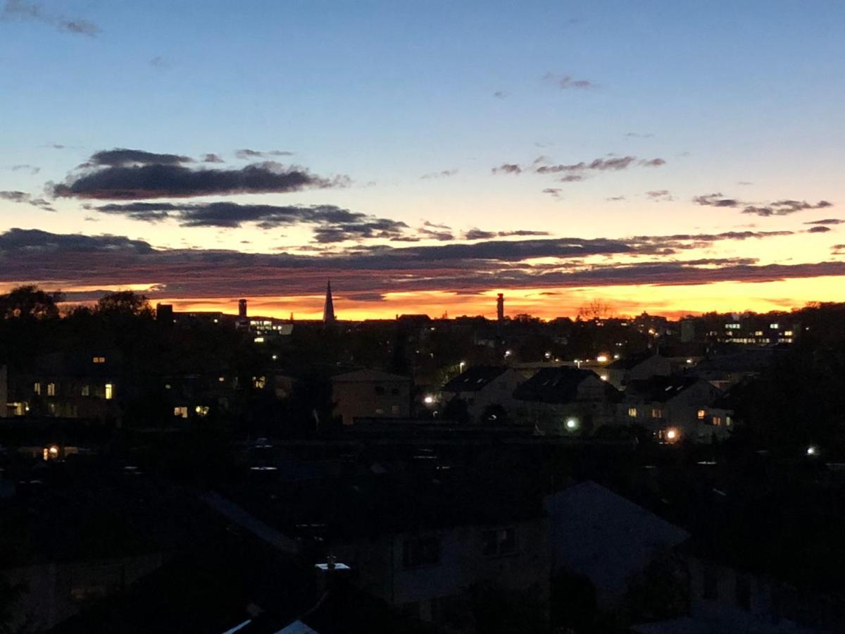 Penthouse Apartment Mit Alpenblick Friedrichshafen Kültér fotó